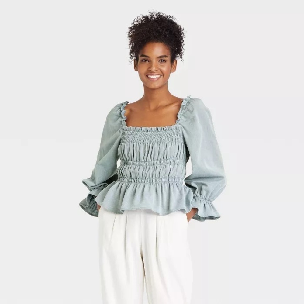 WHO WHAT WEAR Quarter Sleeve Smocked Peplum Chambray Top Cotton, Size M